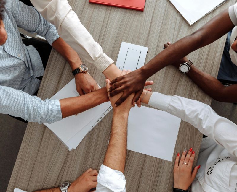 On-set etiquette in a corporate setting